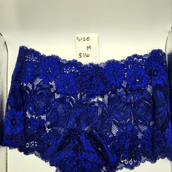 Lingeria - Picture 1 of 2